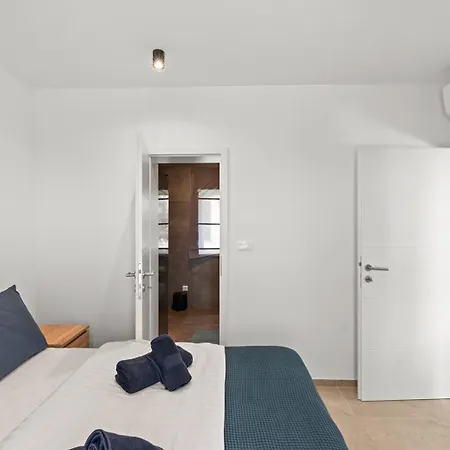 Guest house Delfin & Delfis